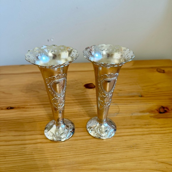 Antique Shreve & Co Silver Trumpet Vase Engaved Filigree Pair Set of 2 - Picture 2 of 6